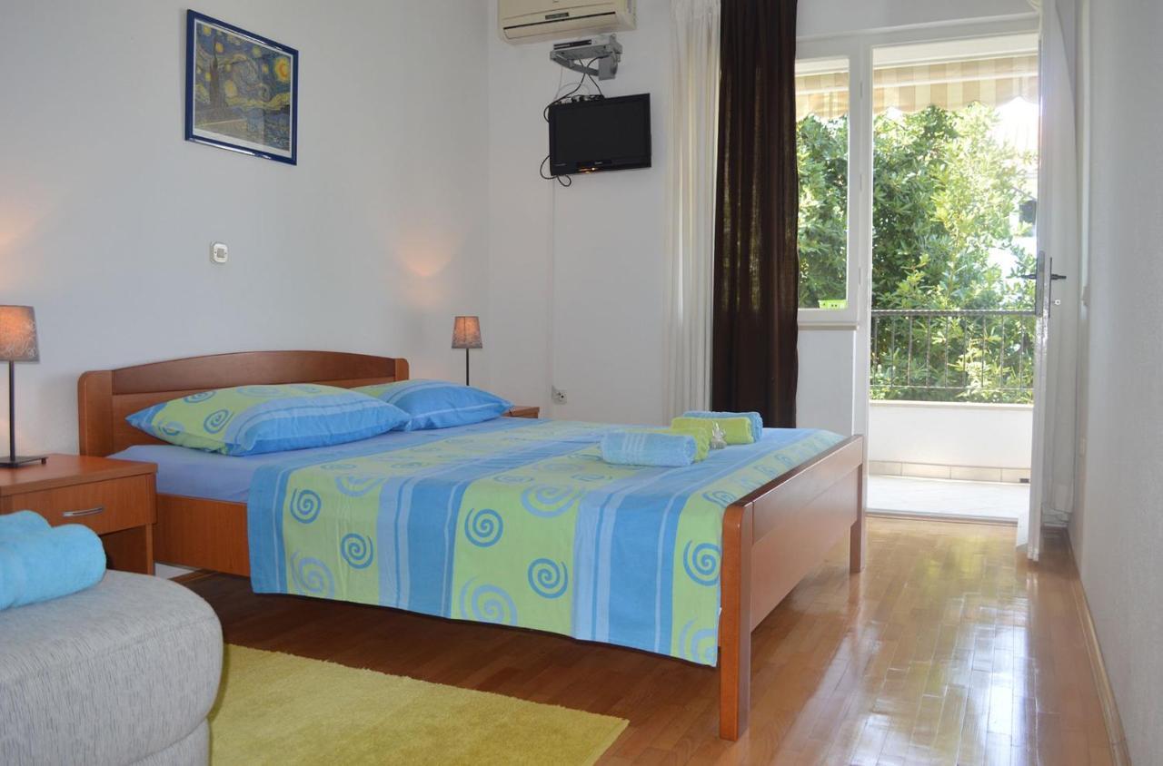 Apartments With A Parking Space Makarska - 11361 Dış mekan fotoğraf