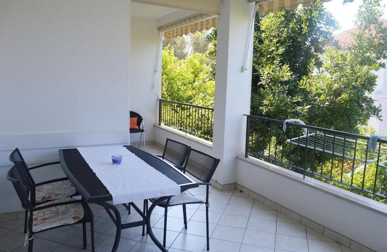 Apartments With A Parking Space Makarska - 11361 Dış mekan fotoğraf
